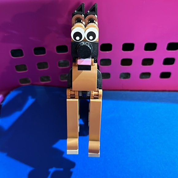 LEGO German Shepherd building blocks toy 30578 dog - Picture 2 of 7